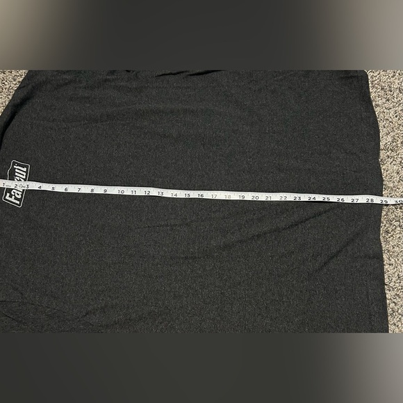 Fall Out graphic gamer zapper T-shirt bundle - Picture 5 of 14